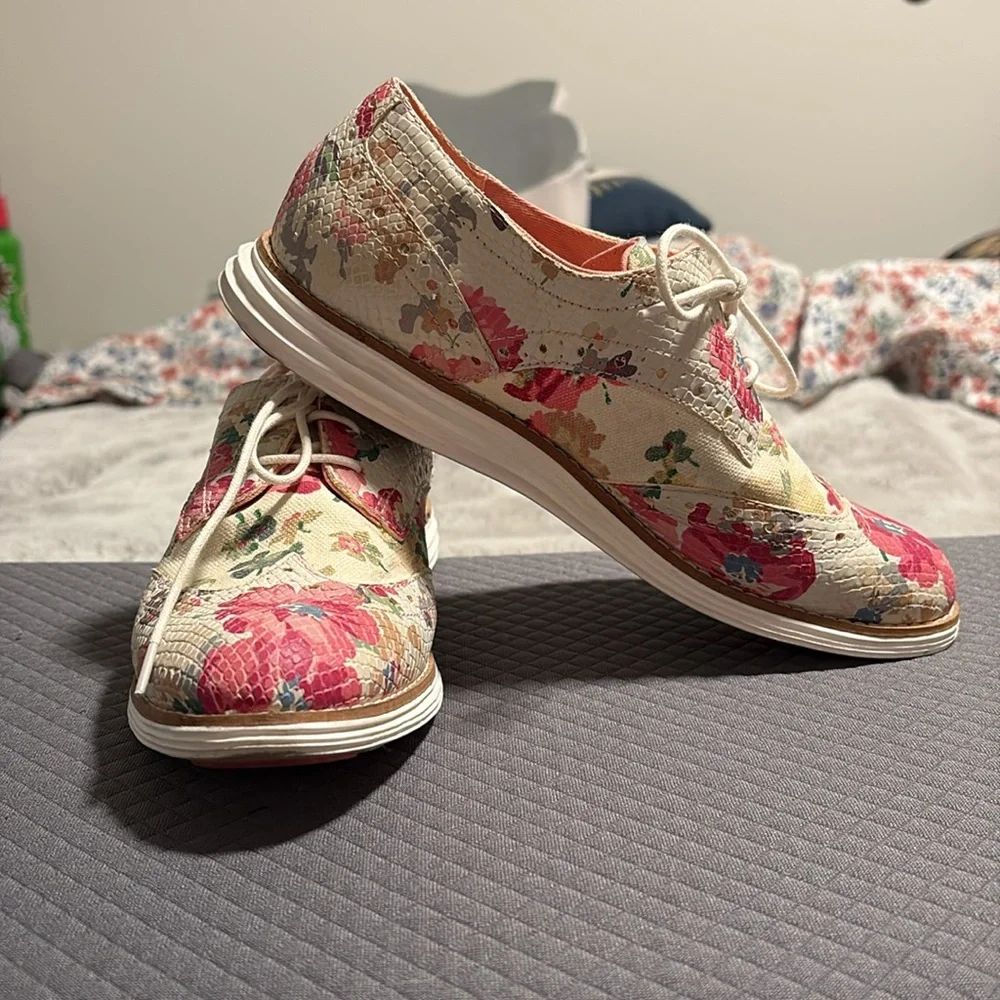 Cole Haan Floral Original Grand Oxfords Size 6 - Picture 4 of 6
